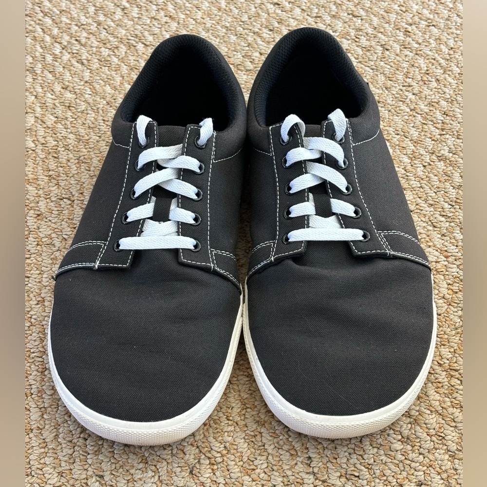 WEAK Barefoot Sneakers - Picture 2 of 6